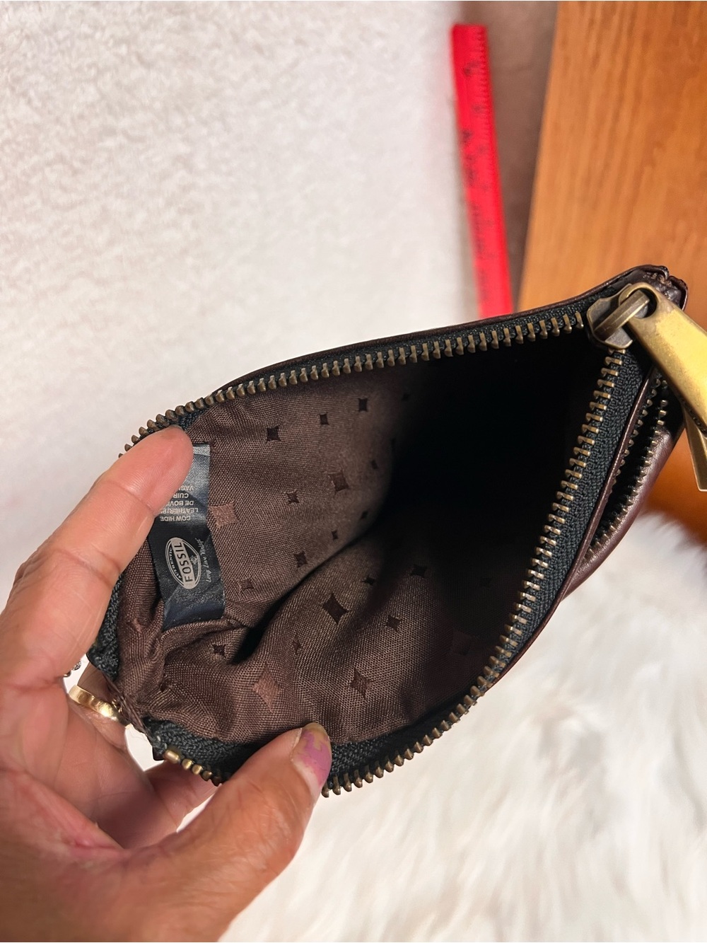 Fossil Brown Leather Zip Wallet - Picture 5 of 5